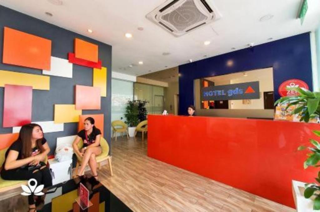 Capital O 90574 Hotel Glo Kuala Lumpur Exterior foto